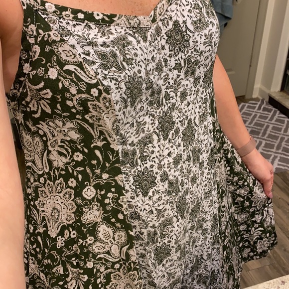 Torrid Summer Dress Size 0 Green Paisley two-tone - Picture 8 of 8